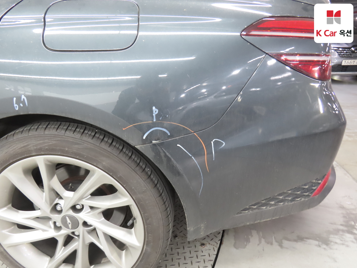 Hyundai Genesis - 39