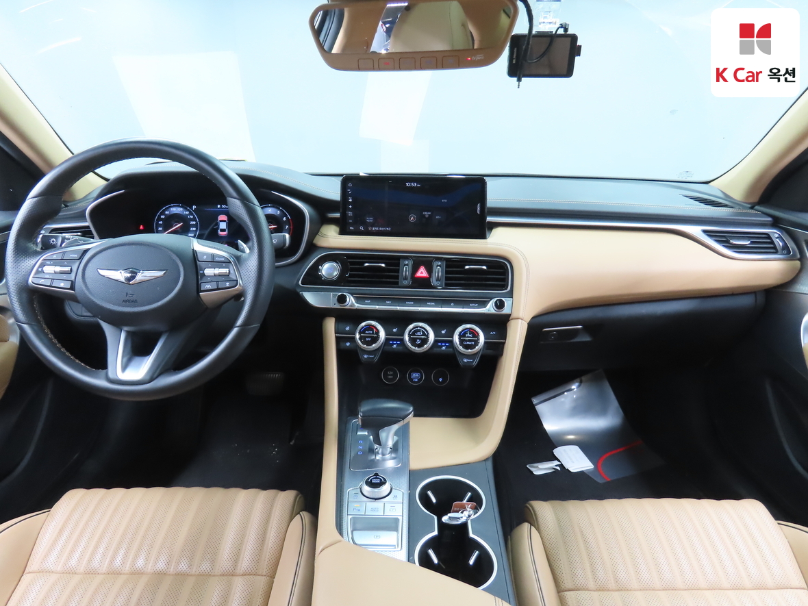Hyundai Genesis - 3
