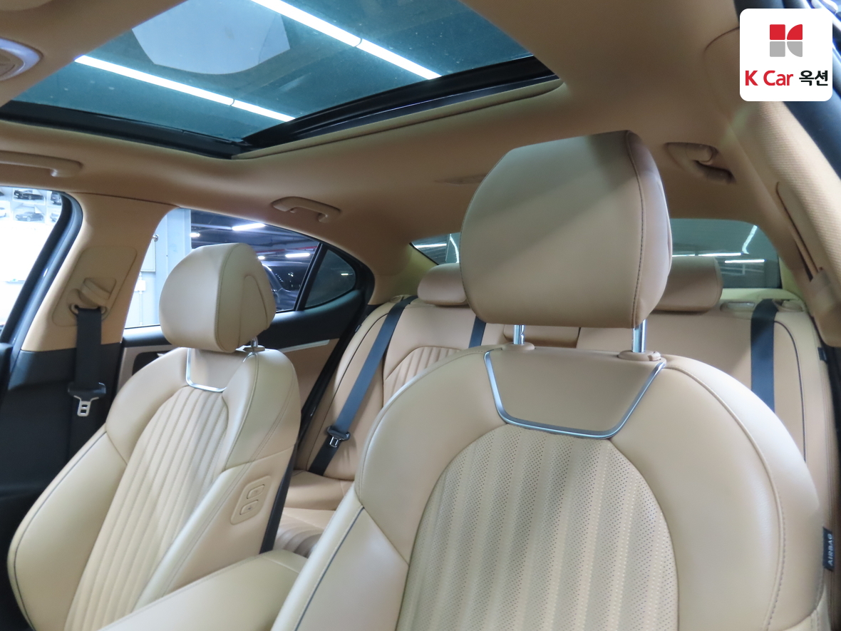 Hyundai Genesis - 19