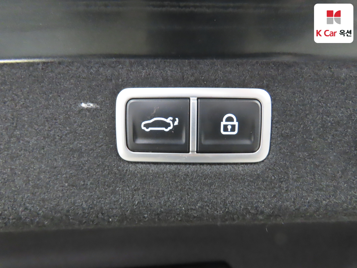 Hyundai Genesis - 28