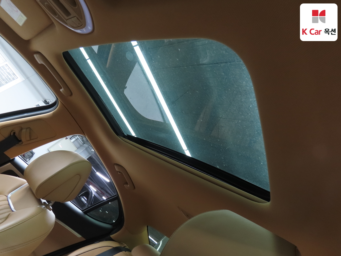 Hyundai Genesis - 21