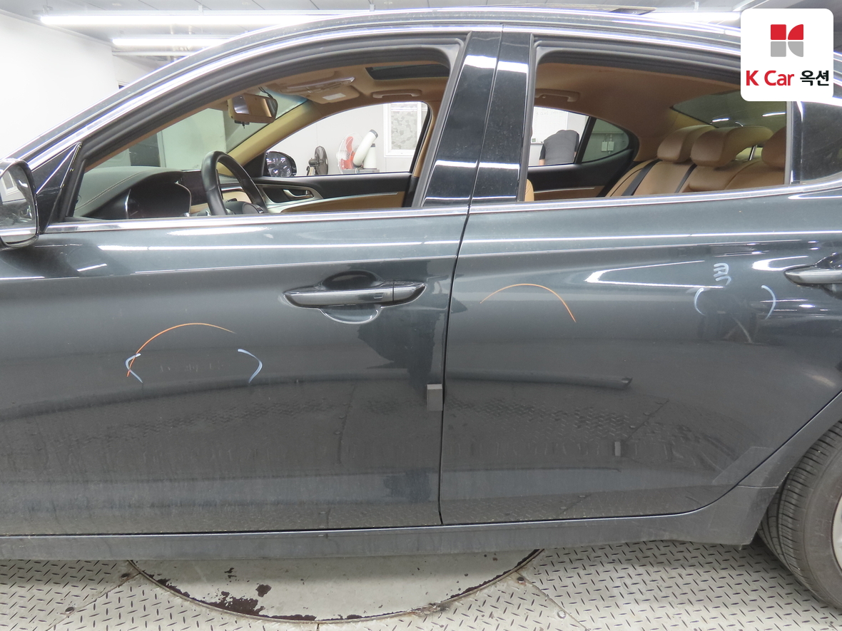 Hyundai Genesis - 38