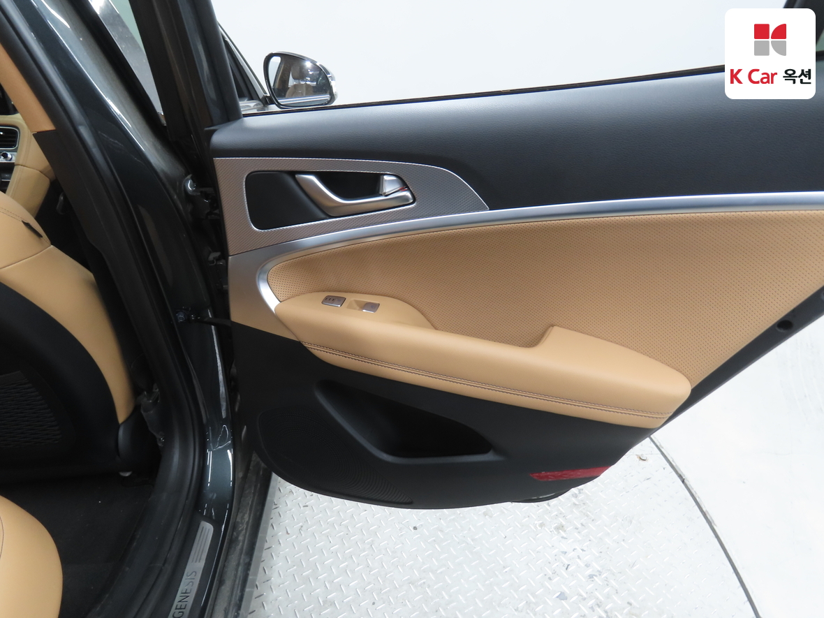 Hyundai Genesis - 29