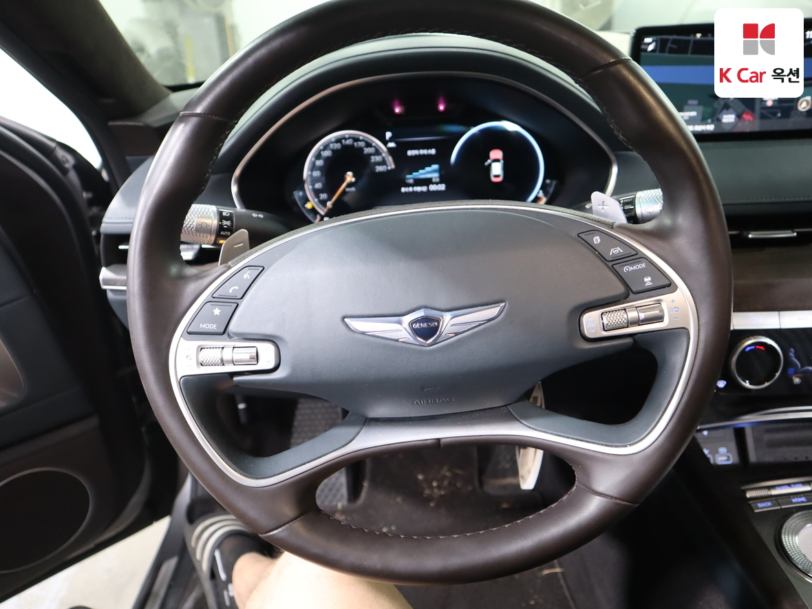 Genesis G80 - 10