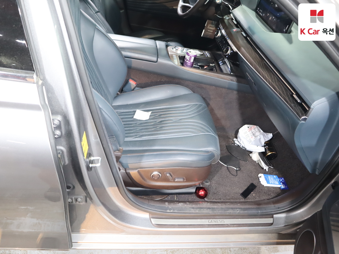 Genesis G80 - 31