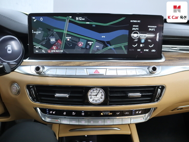 2022 - kia k9