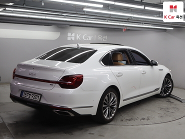 2022 - kia k9