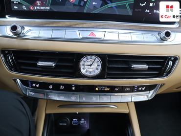 2022 - kia k9