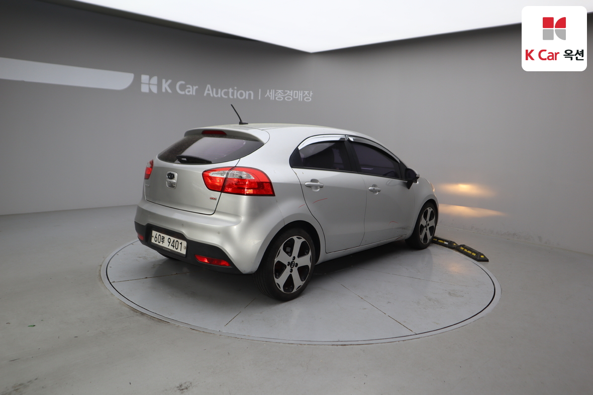 Kia Pride - 2