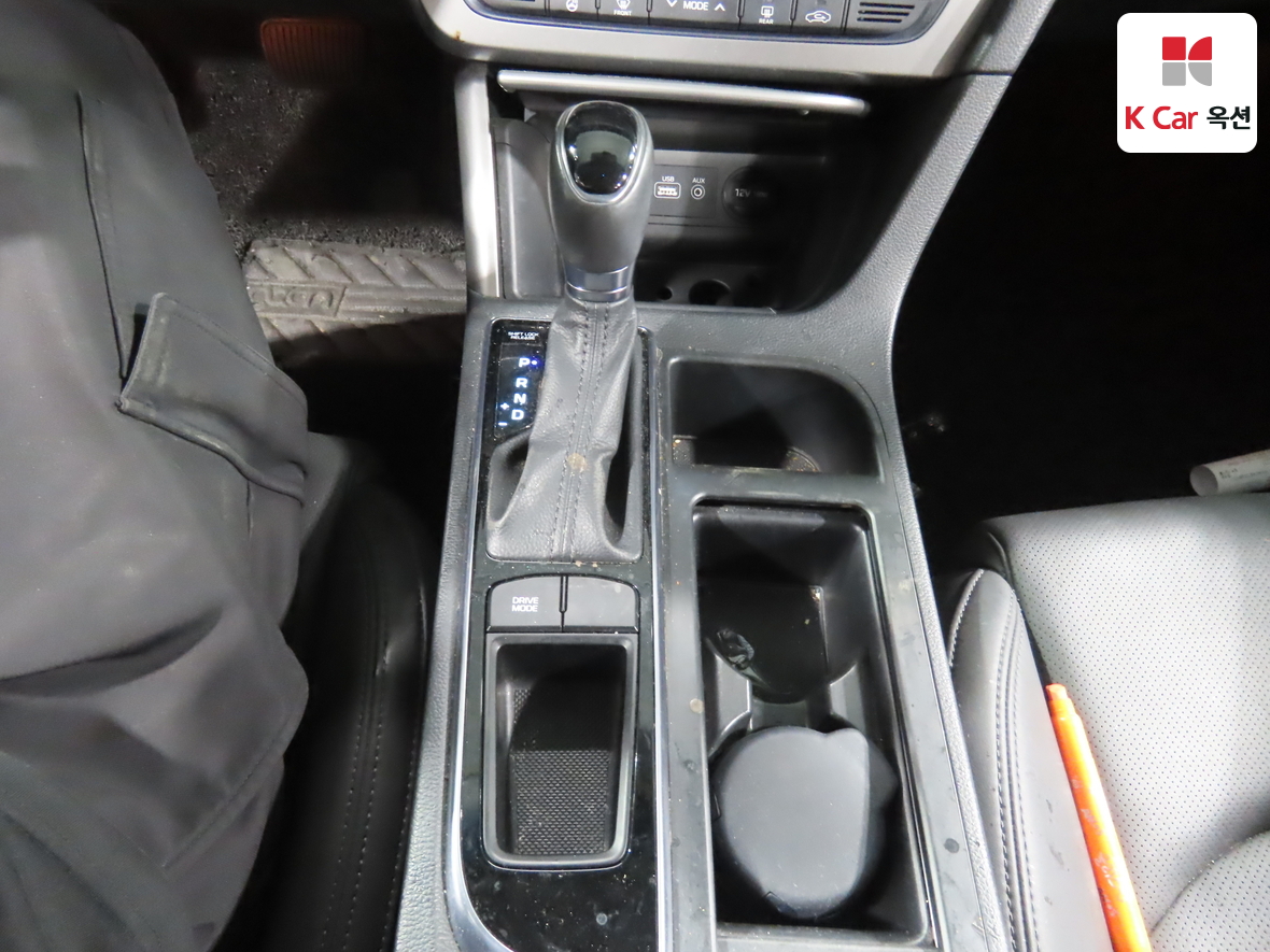 Hyundai Sonata - 16