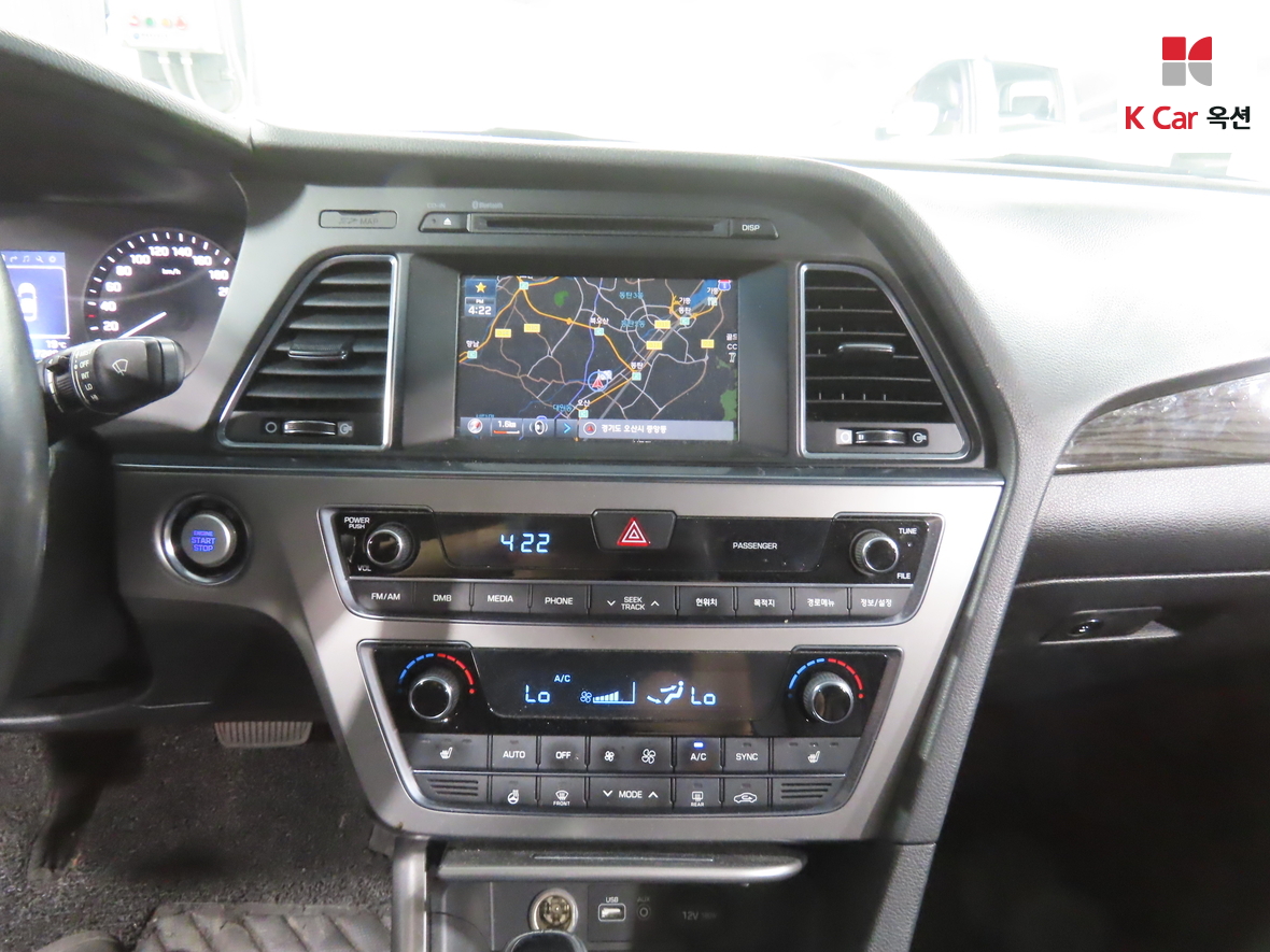 Hyundai Sonata - 6