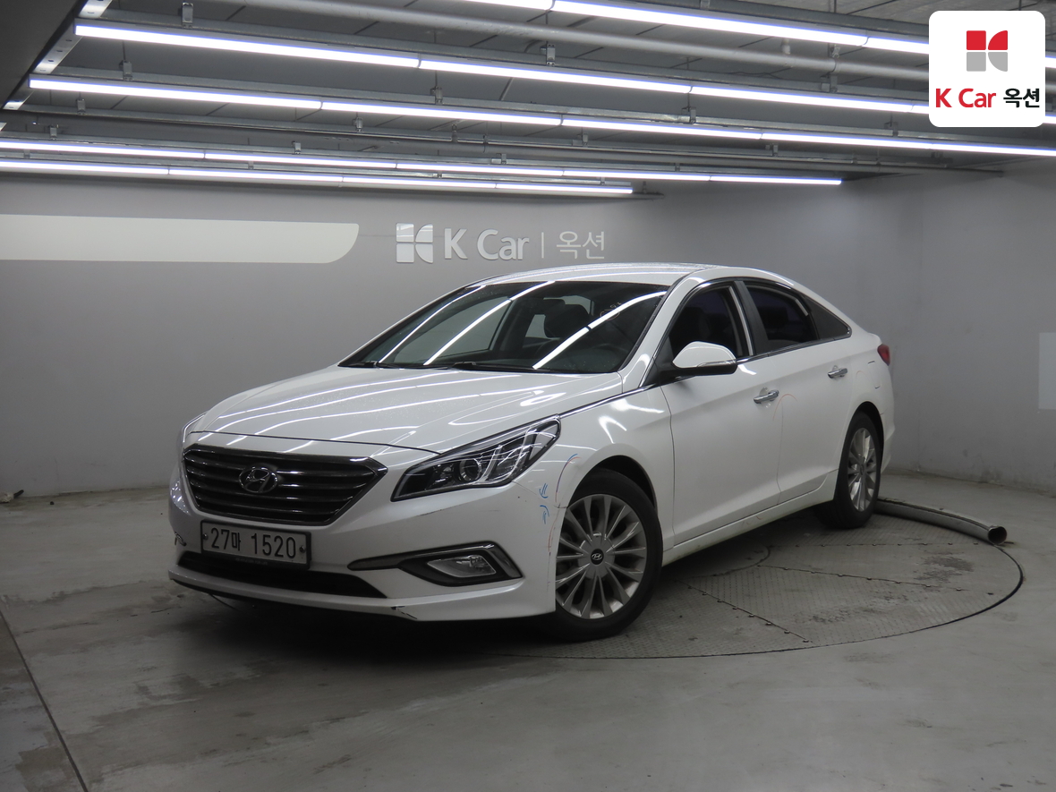 Hyundai Sonata - 1