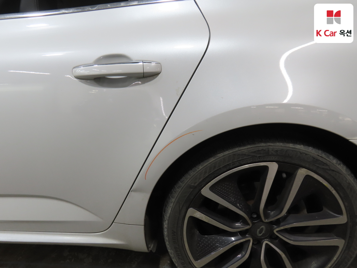 Renault Samsung SM6 - 40