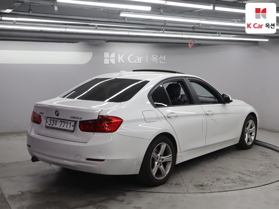 BMW 3 시리즈 - 2