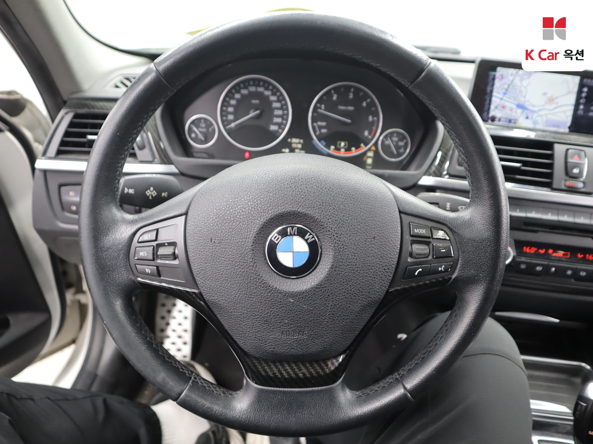 BMW 3 시리즈 - 10