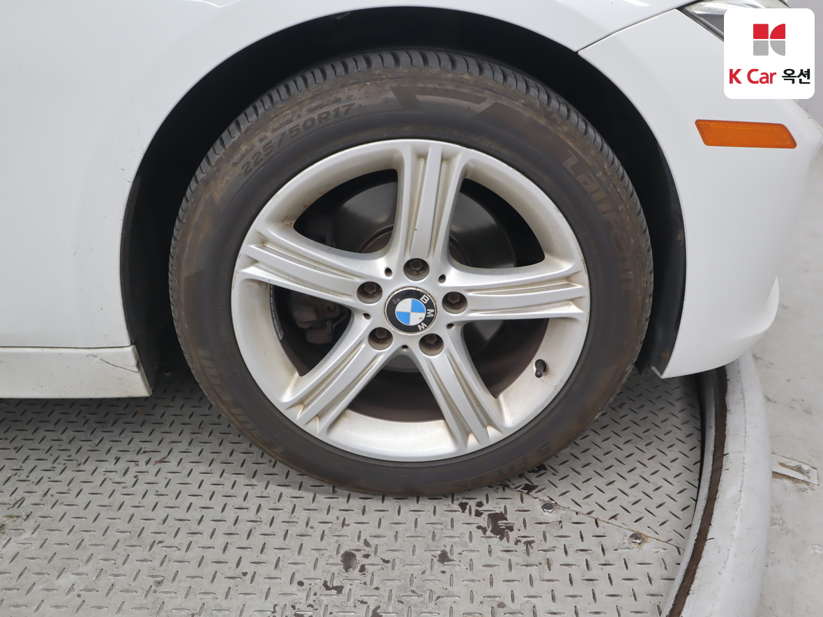 BMW 3 시리즈 - 51
