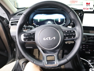 كيا K5 2022 — صورة 16