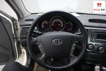 2010 - kia roche