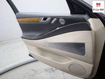2023 - genesis g80