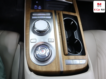 2023 - genesis g80