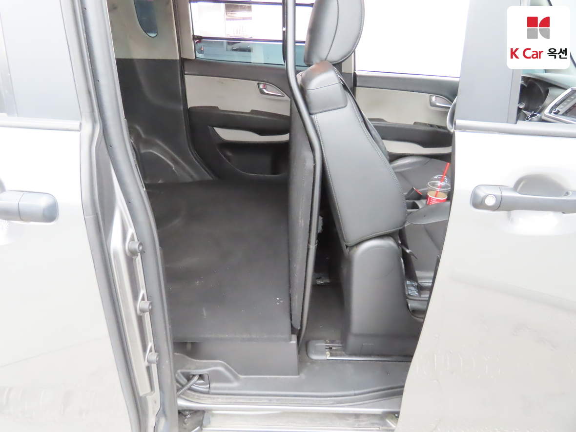 Kia Ray - 26