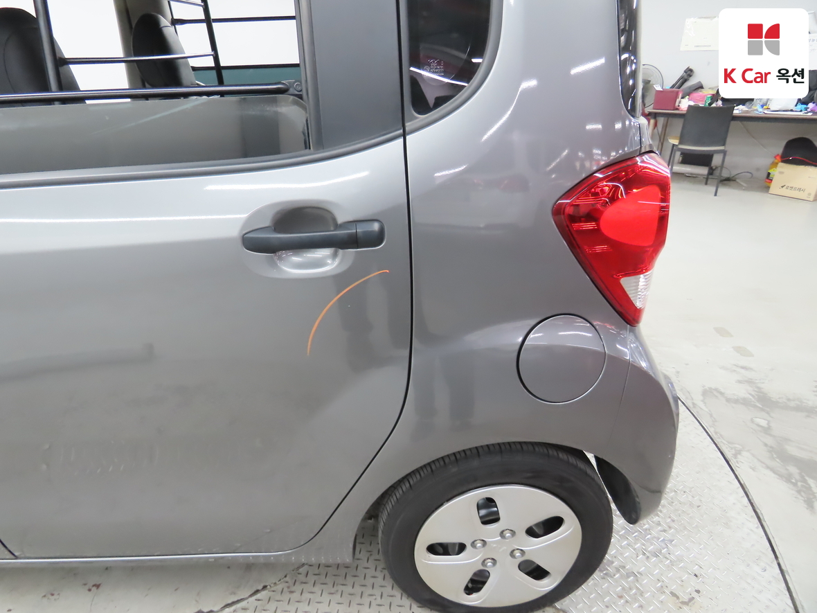 Kia Ray - 36