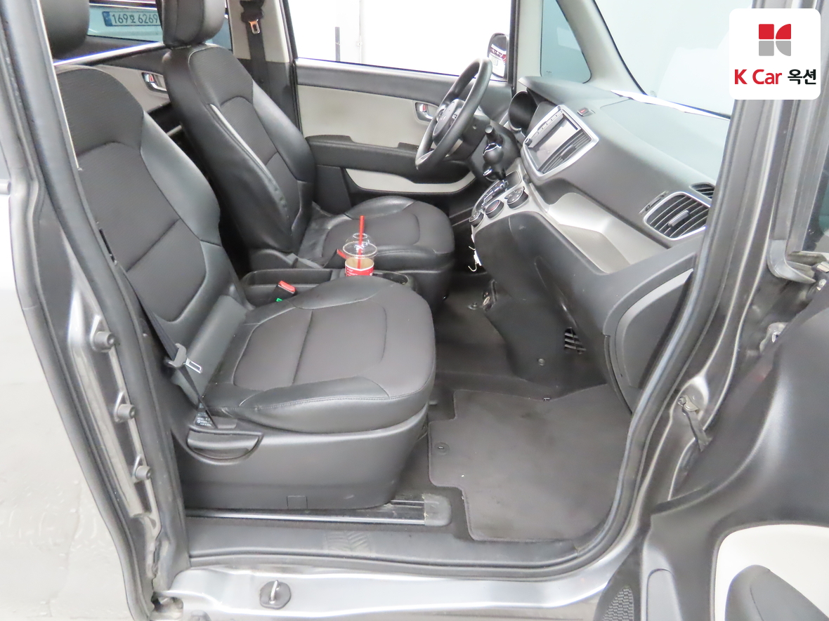 Kia Ray - 28