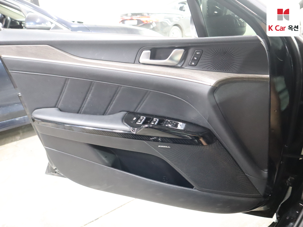 Kia K5 - 8