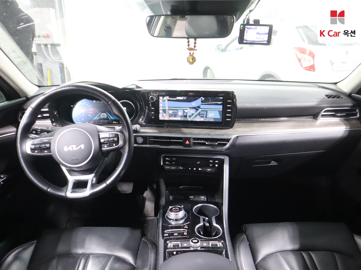 Kia K5 - 3