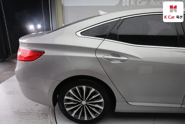 2013 - hyundai grandeur