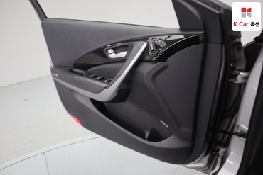 2013 - hyundai grandeur