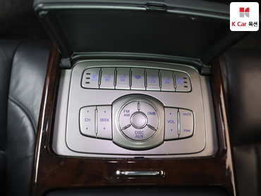2010 - hyundai bh330