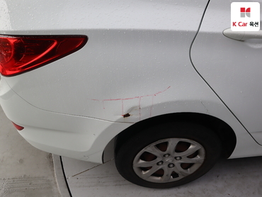 2014 - hyundai accent