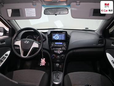 2014 - hyundai accent