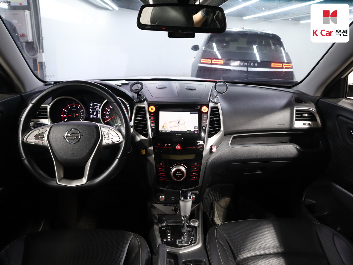 KG Mobility Tivoli - 3