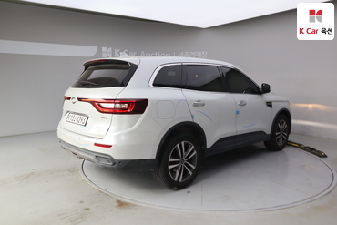 2020 - renault qm6