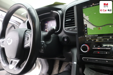 2020 - renault qm6