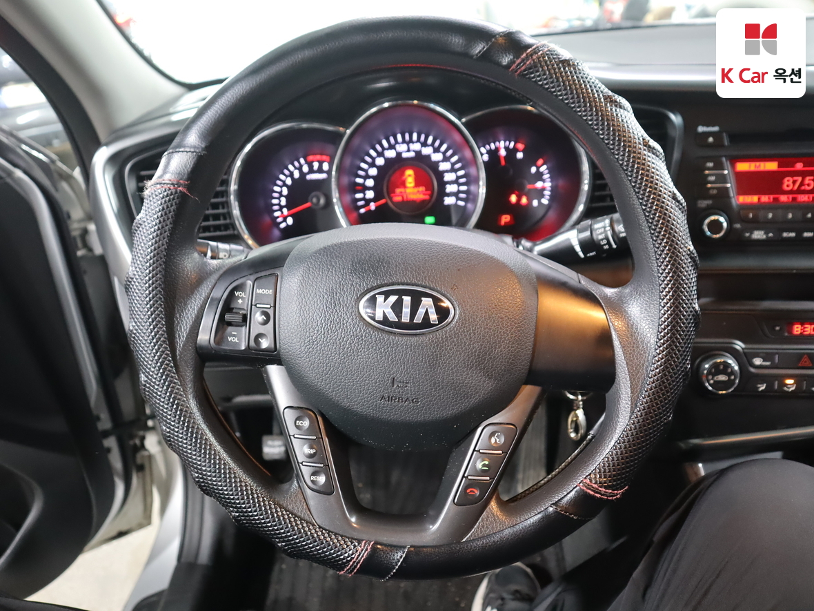 Kia K5 - 10