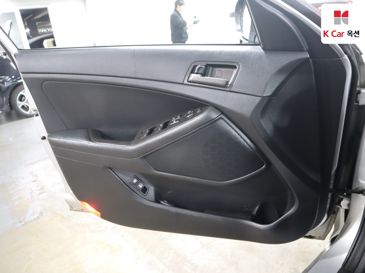 Kia K5 - 8