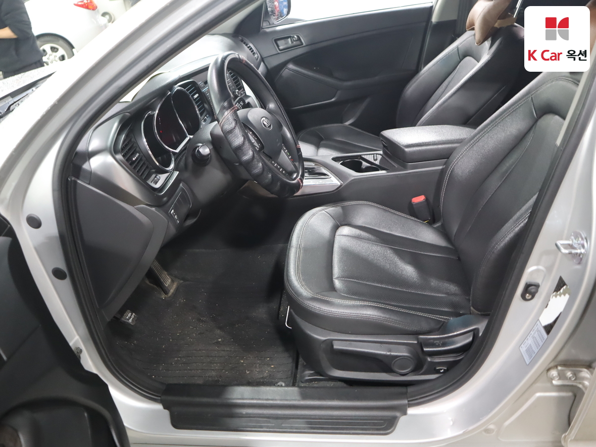Kia K5 - 17
