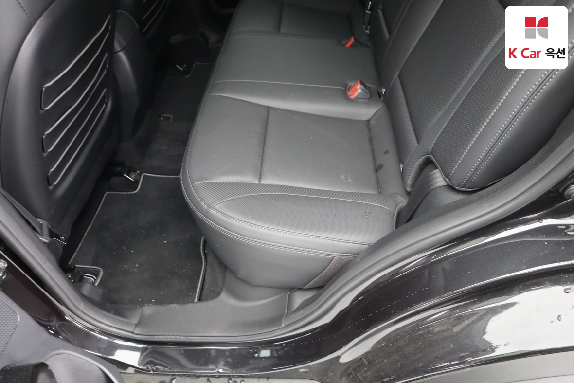 KG Mobility Tivoli - 21
