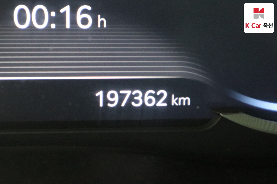 جينيسيس G80 - 4