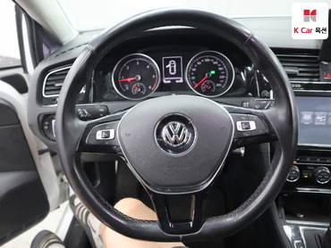2016 - volkswagen golf