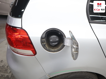 2011 - volkswagen golf