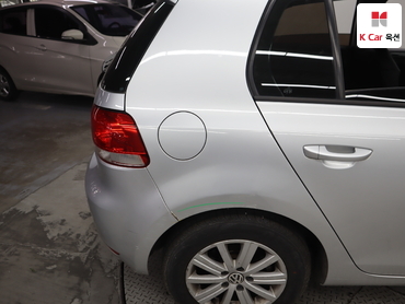 2011 - volkswagen golf