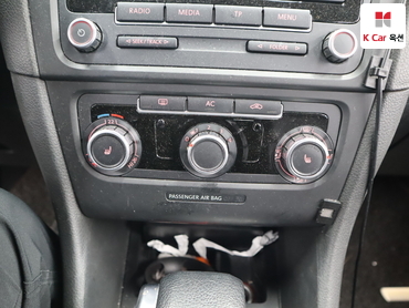 2011 - volkswagen golf
