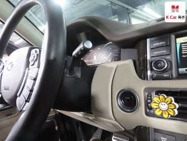 2010 - land rover range rover