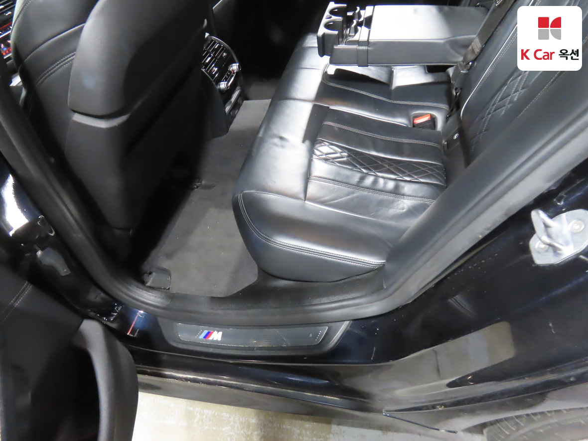BMW 5 시리즈 - 25