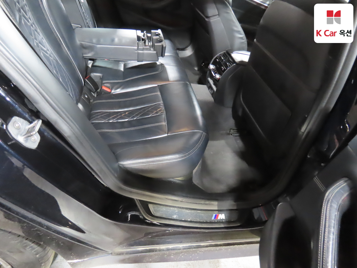 BMW 5 시리즈 - 31