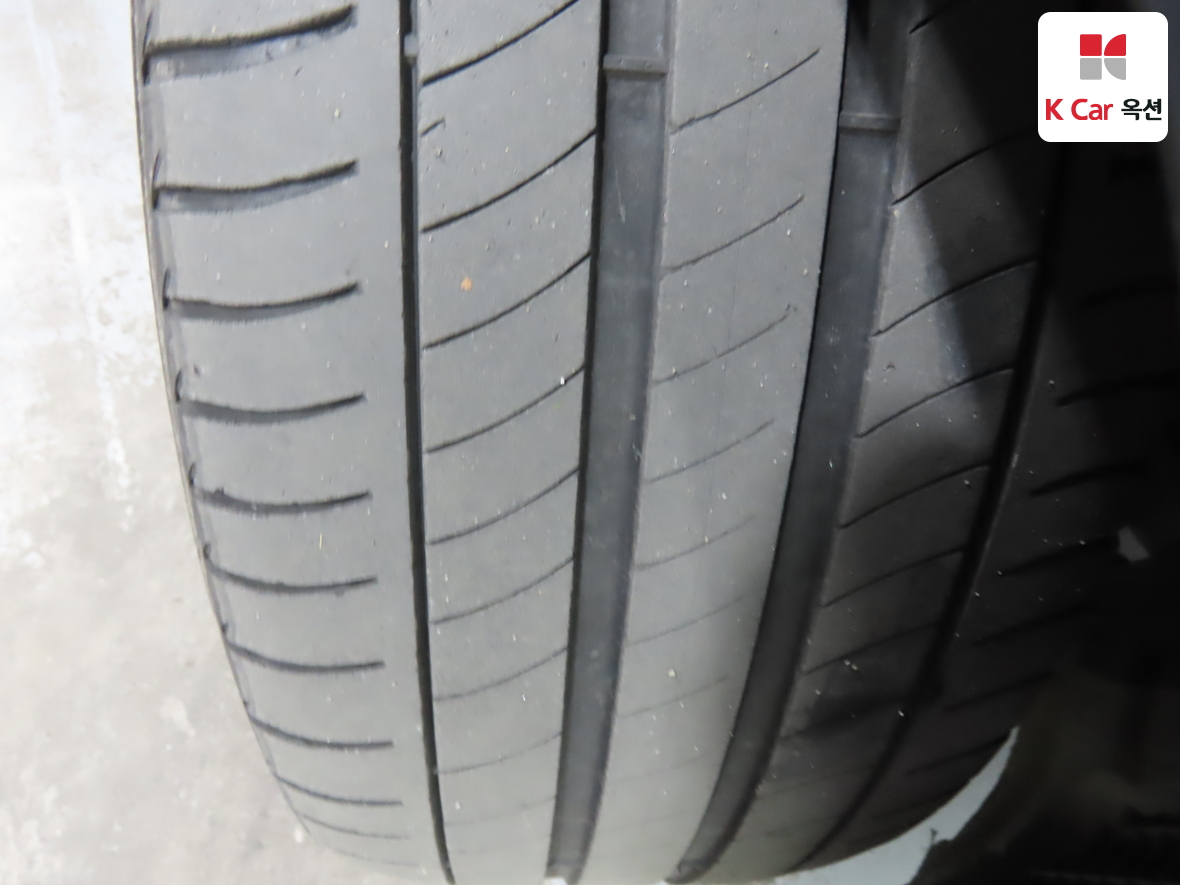 BMW 5 시리즈 - 35